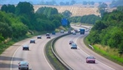 UK driver survey reveals top motorway dangers