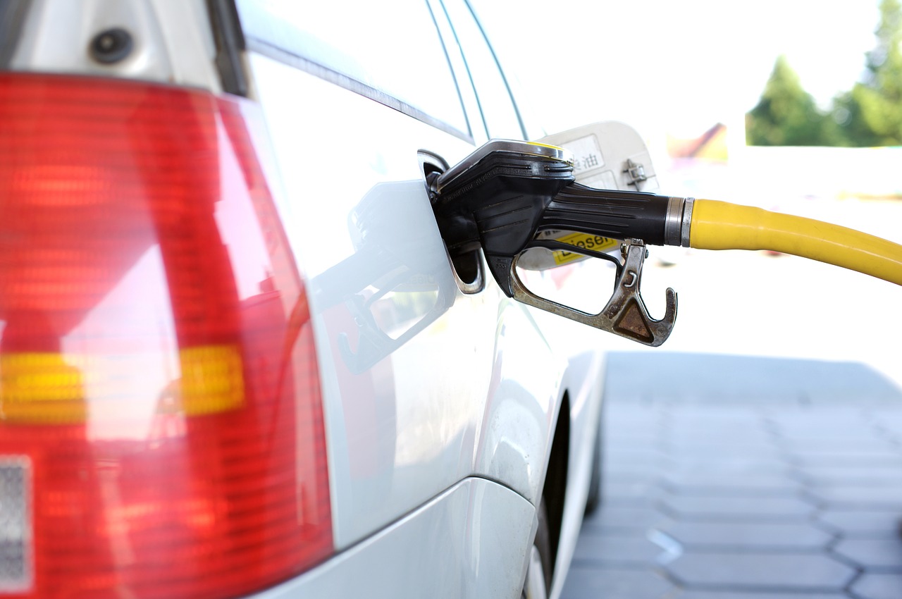 Fuel prices set to rise - so how can you be a fuel efficient driver?