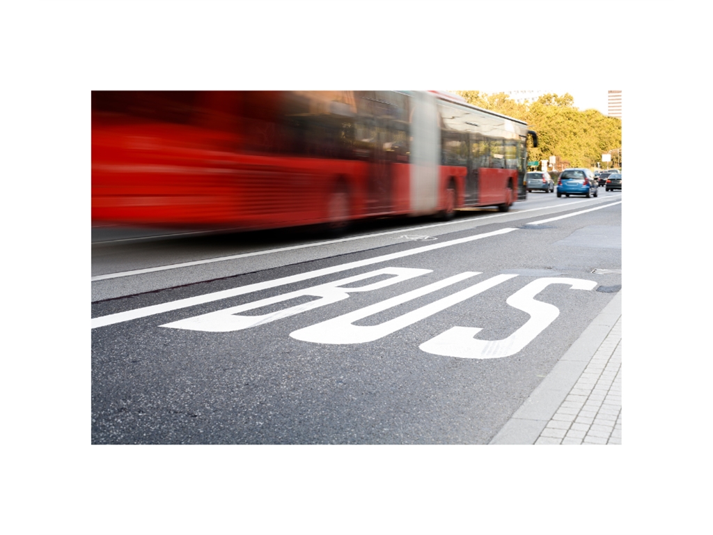 Can You Drive a Minibus in a Bus Lane?